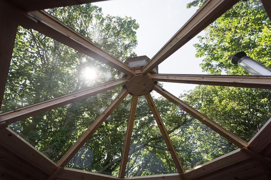 Romantic Treehouse With Hot Tub & Bbq Lodge Praze an Beeble 외부 사진